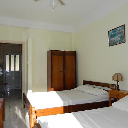 Logara'S Apartments Agia Efimia ภายนอก รูปภาพ