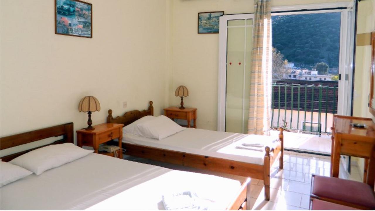Logara'S Apartments Agia Efimia ภายนอก รูปภาพ